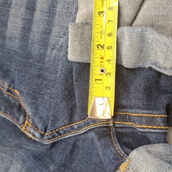 Sneak Peek Denim Cuffed 2.5" Inseam Denim Shorts Cotton Spandex Blend Lg - Picture 4 of 8